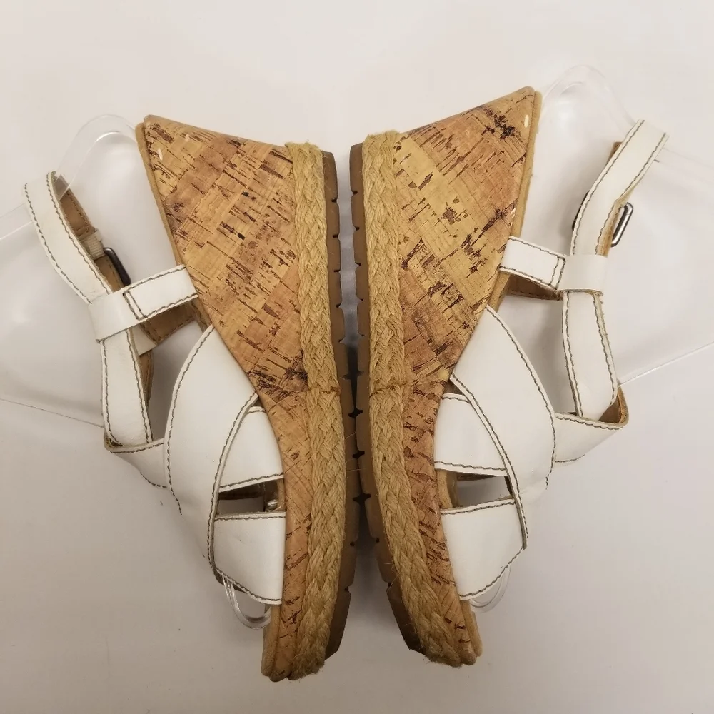 Naturalizer Norma Womans Size 8M White Leather Wedge Heel Sandal  Sling Back